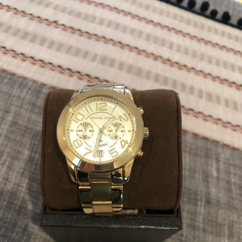 Michael Kors Watch MK-5726 - Picture 3 of 3
